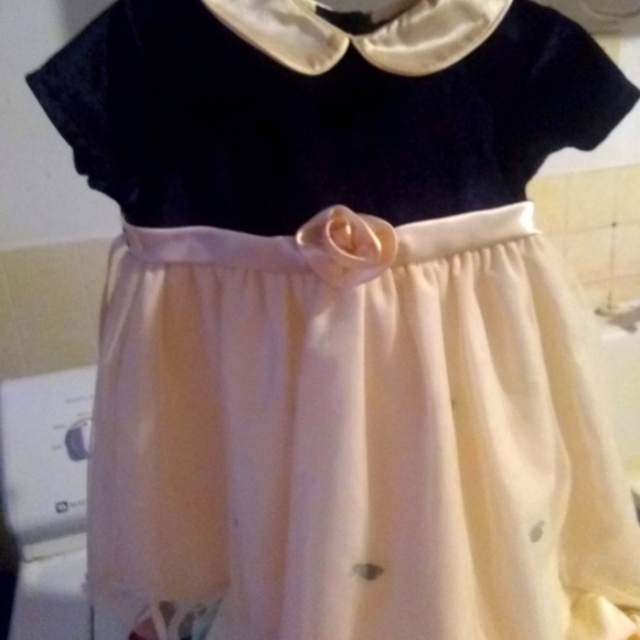 Dresses with tags or lightwear - Picture 3 of 9